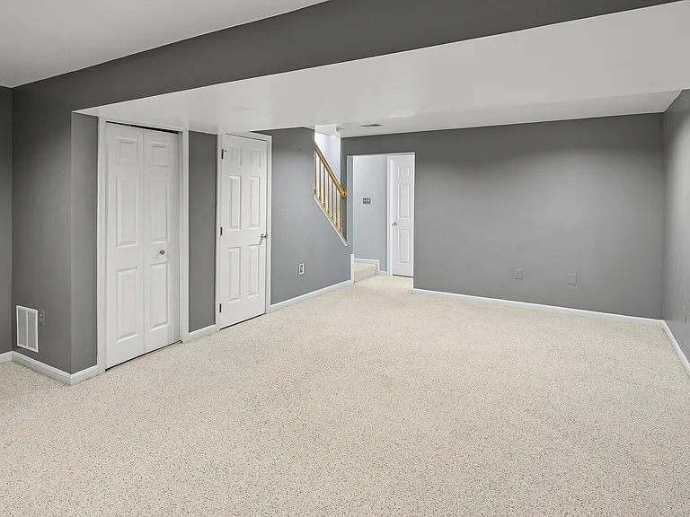 Family Room (alt view)