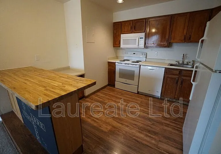 4899 S Dudley St #G12 — Photo 4