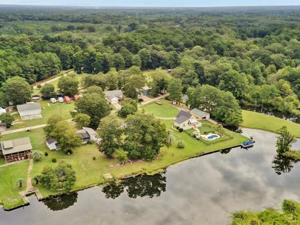 1575 Cottage Dr, Summerton, SC 29148