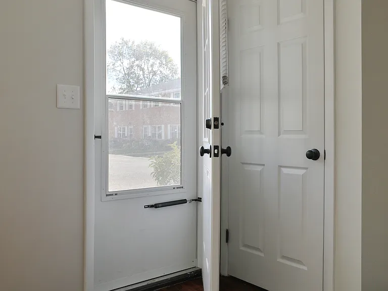 3427 Maize Rd — Photo 5