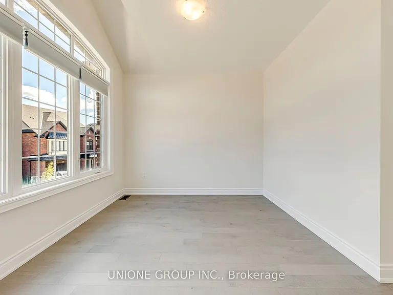 3440 Mosley Gate — Photo 42