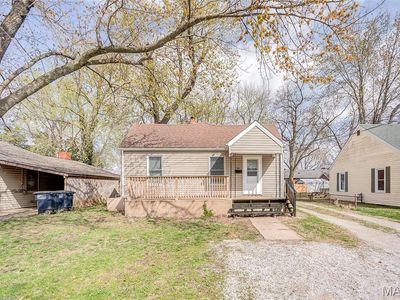 1810 N Van Buren St, Litchfield, IL, 62056