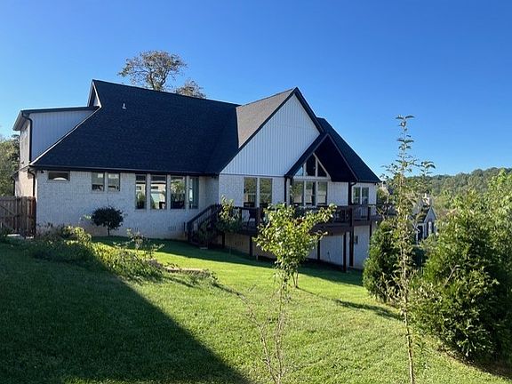 3rd image of 3706 NW Riverbend Rd