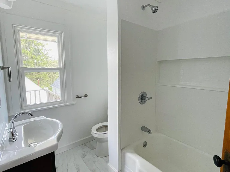 521 Shasta Dr — Photo 13