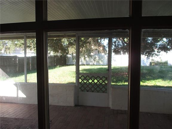 5th image of 516 Little Lake Ct