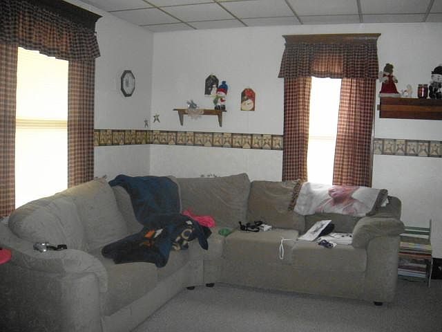 2nd image of 208 Edison St