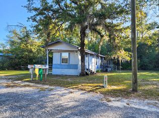109 Lilly Pad Rd, Leakesville, MS 39451