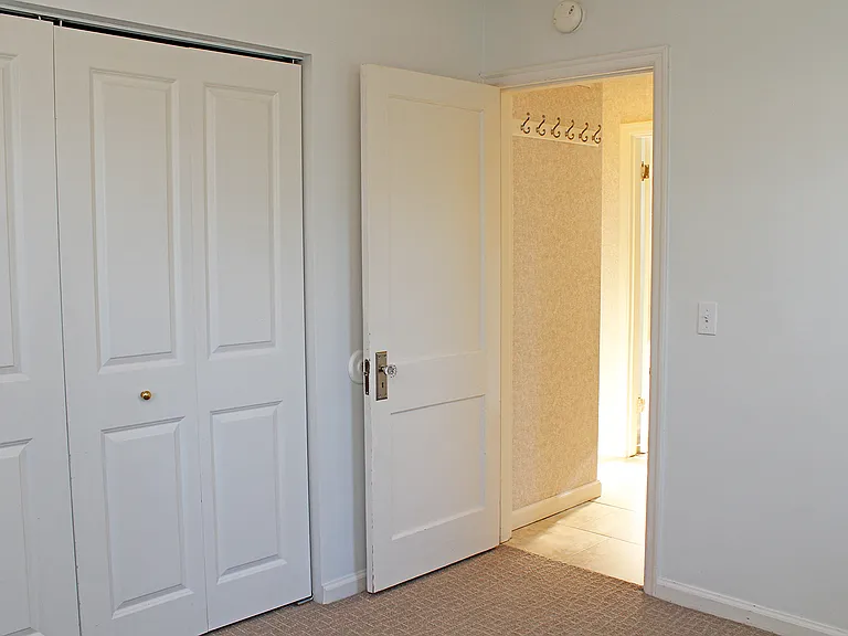 9134 SE Ankeny St #B & A — Photo 12