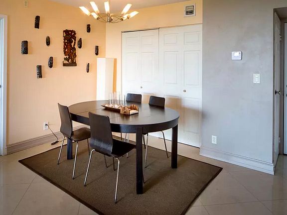 3rd image of 100 Bayview Dr APT 622