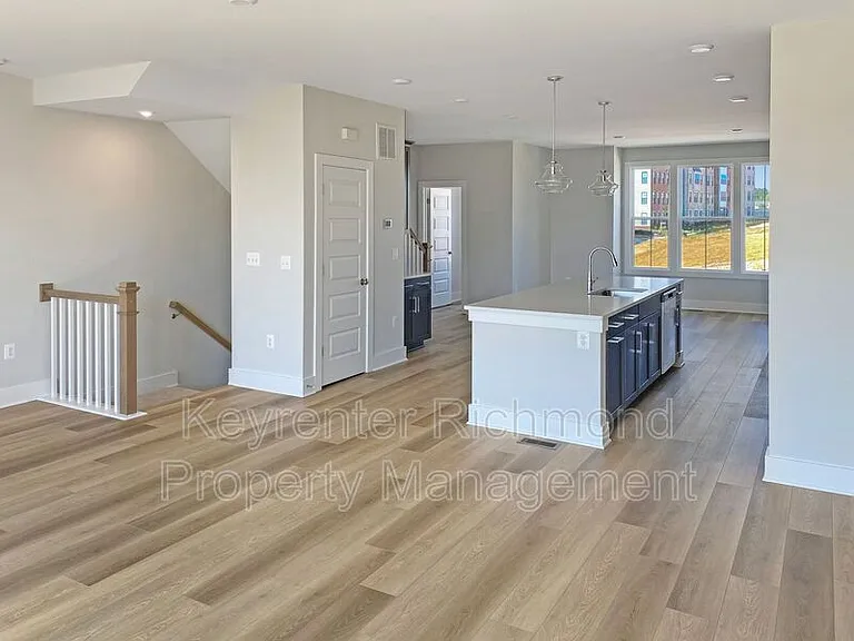 509 Munson Woods Walk — Photo 4
