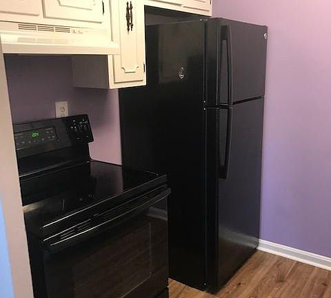 4th image of 2131 Sherwood Ave #3