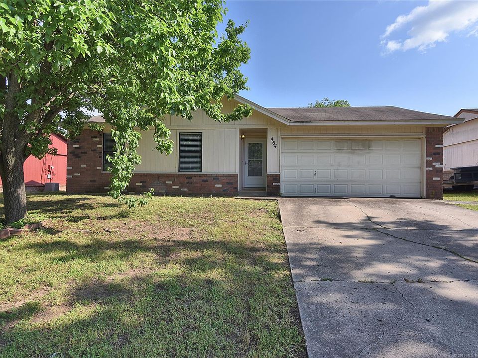 1st image of 464 W 149th Pl S