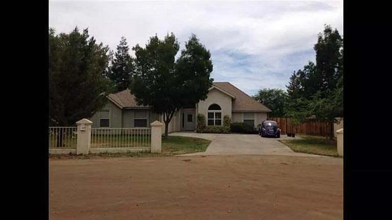1st image of 26254 Varden Pl