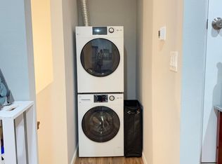 532 Cesar E Chavez Pkwy #1/2, San Diego, CA 92113