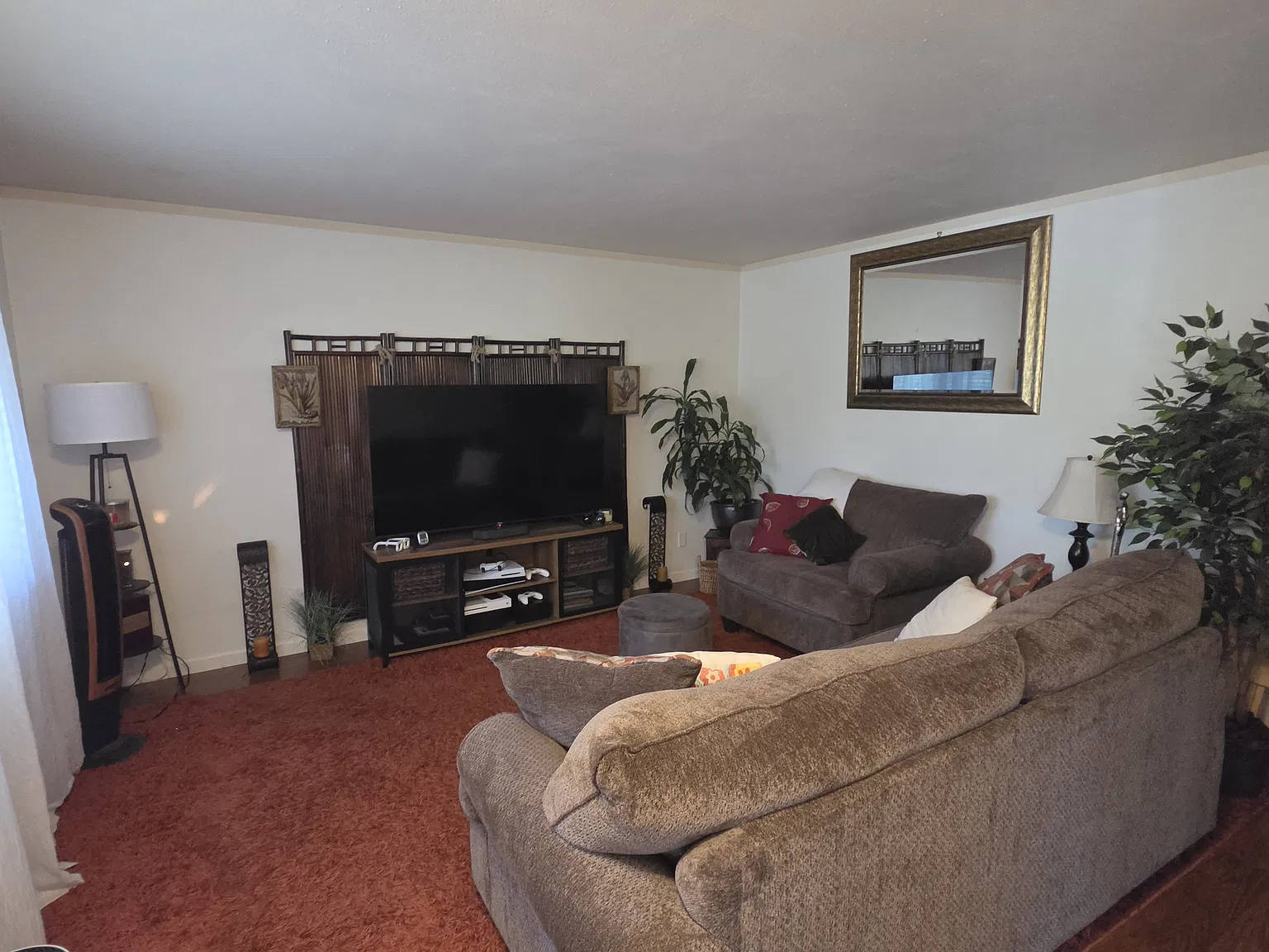 2 bed, 1050 sqft, $2,200 — Photo 3
