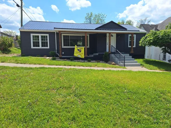 312 E A St, Wellston, OH 45692