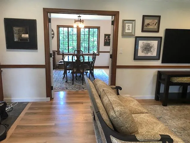 350 Stratton Rd — Photo 15