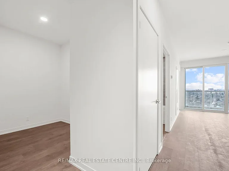 39 Mary St #2001 — Photo 18