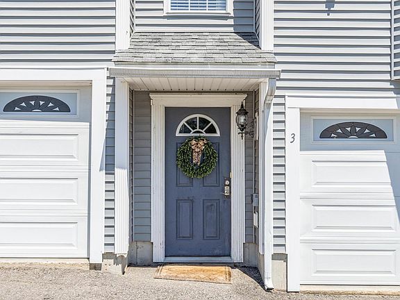 3rd image of 22 Scribner Road #3