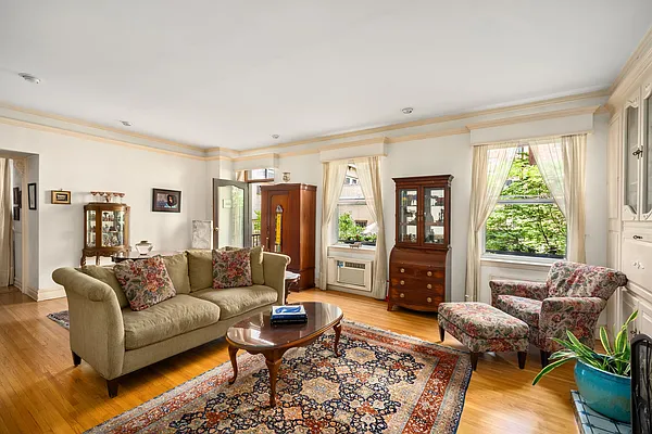 Sold by Douglas Elliman | media 4