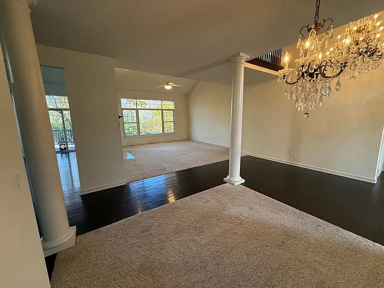 18145 Shoreline Ct — Photo 5