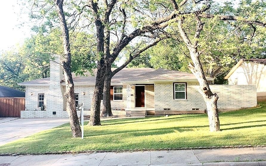 1st image of 7407 Piedmont Dr