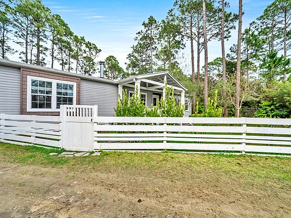 3rd image of 167 Starlight Ln