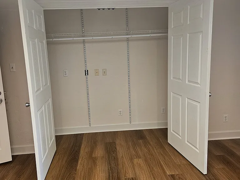 107 E Aspen Ln — Photo 33