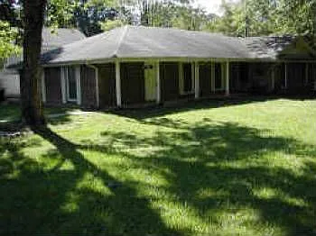 834 Wilson Cir photo 1
