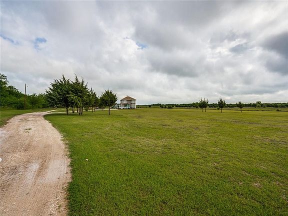4th image of 4136 County Road 1116