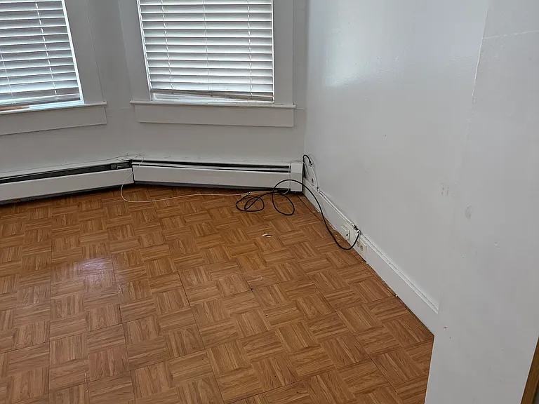 54 Winthrop St #1 — Photo 8