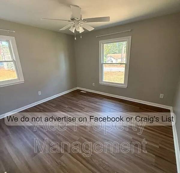 643 Wakefield Dr — Photo 8