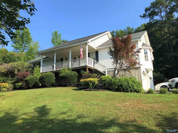 1057 County Road 144, Gaylesville, AL 35973