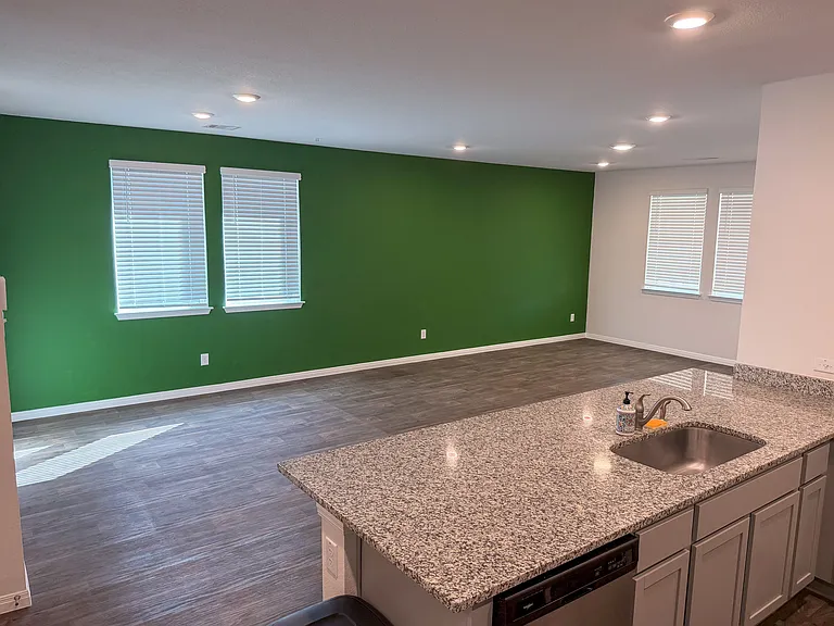 151 Lbj Ln — Photo 10