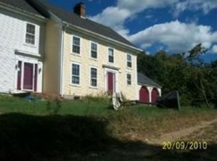 13 Cate Rd, Deerfield, NH 03037