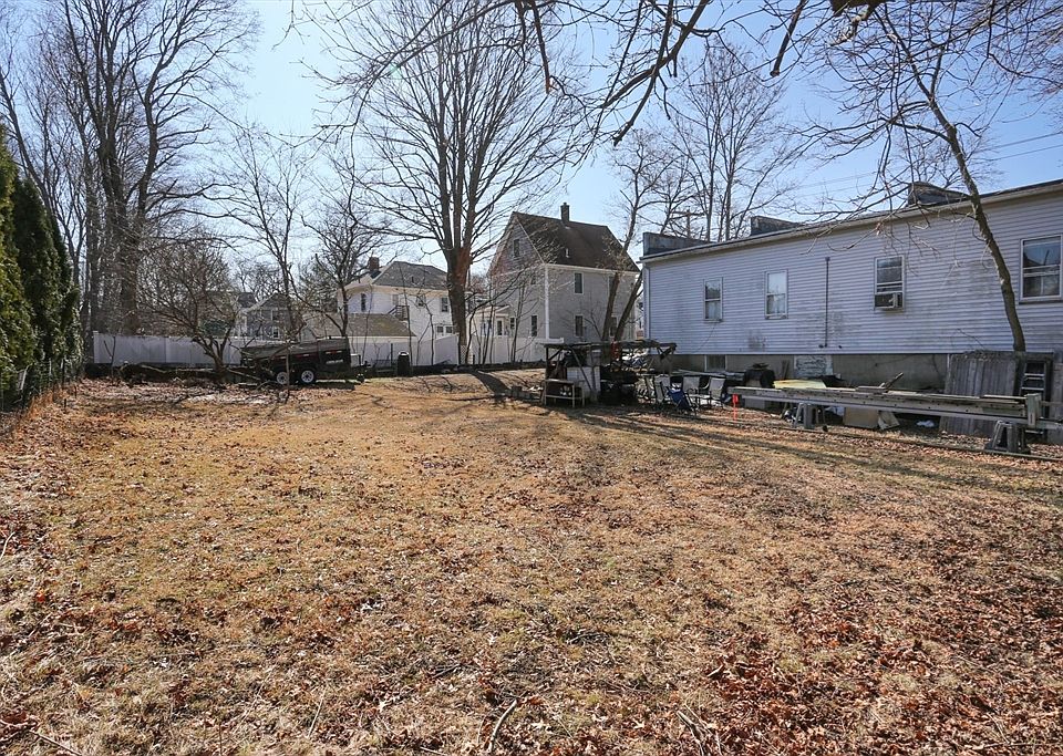 1st image of 62 Waltham St