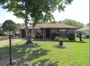 2 Cedar Dr, Davenport, FL 33837