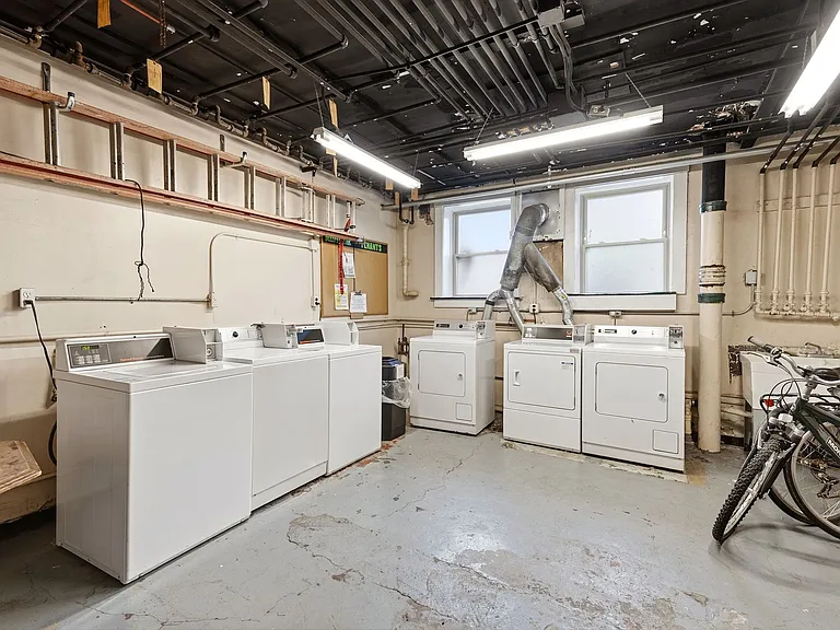 Historic Worthington Manor Apartments — Photo 12