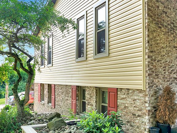 4th image of 170 Manor Drive