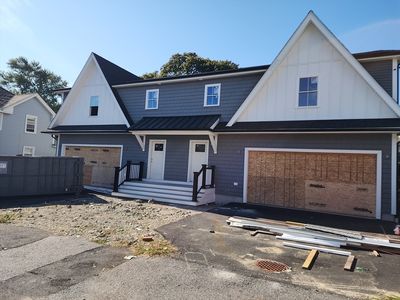 39 Clinton St #1, Waltham, MA, 02453