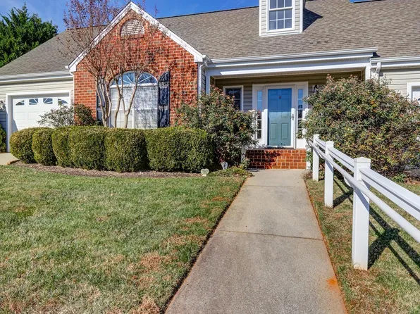 401 Horizon Dr, Forest, VA 24551