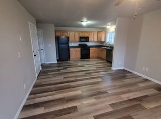 436 Shade Tree Ln, Farmington, MO 63640