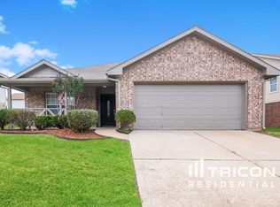 605 Liberty Ln, Crowley, TX 76036
