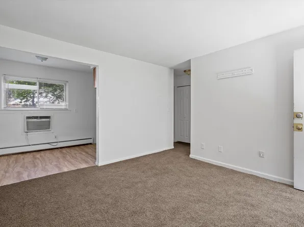 19199 Lahser Rd, Detroit, MI