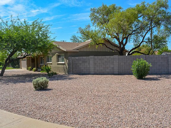 4th image of 7301 E Papago Dr