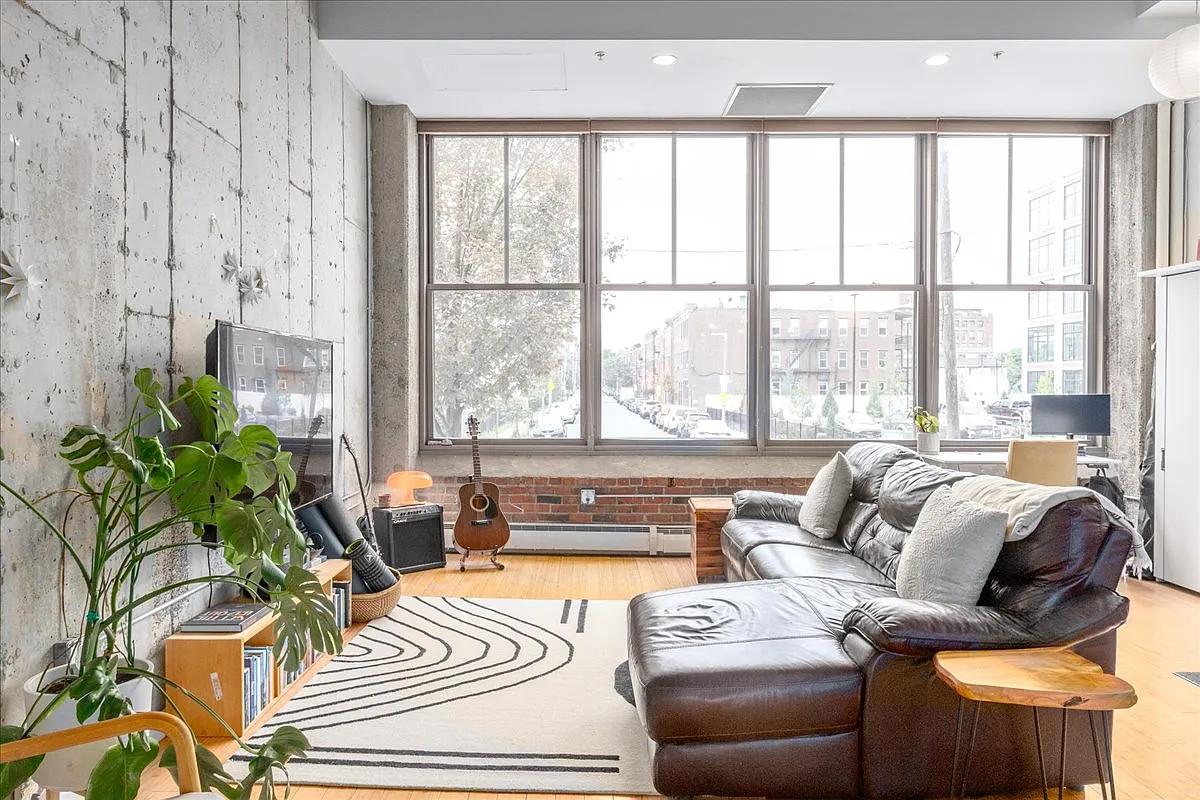 1 bed, 861 sqft, $3,000 — Photo 3