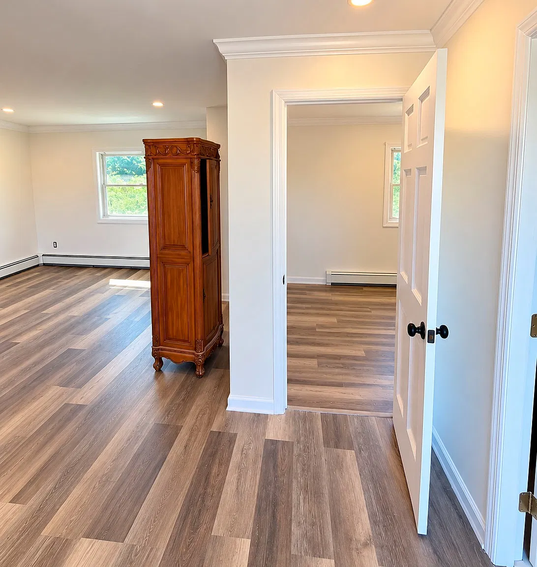 Brook Cir, Islip Terrace — Photo 2
