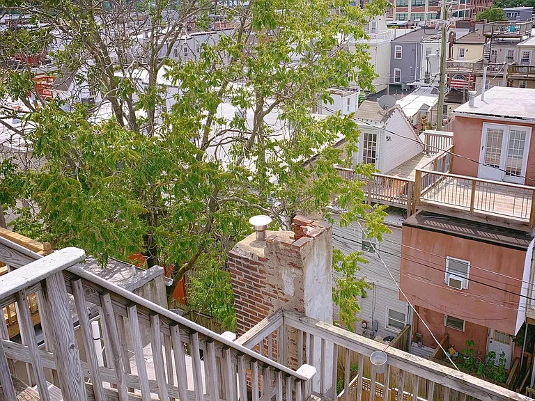 1628 S Charles St — Photo 6