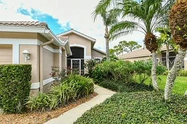 3 bed, 2.0 bath, 1874 sqft, $3,000 — Photo 2