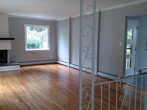 LOVELY REDONE H/W FLOORING 